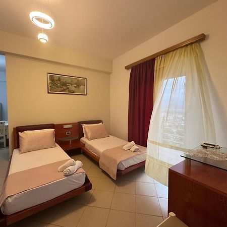 Draci Apartments ساراندا المظهر الخارجي الصورة