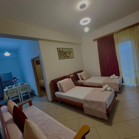 Draci Apartments ساراندا المظهر الخارجي الصورة