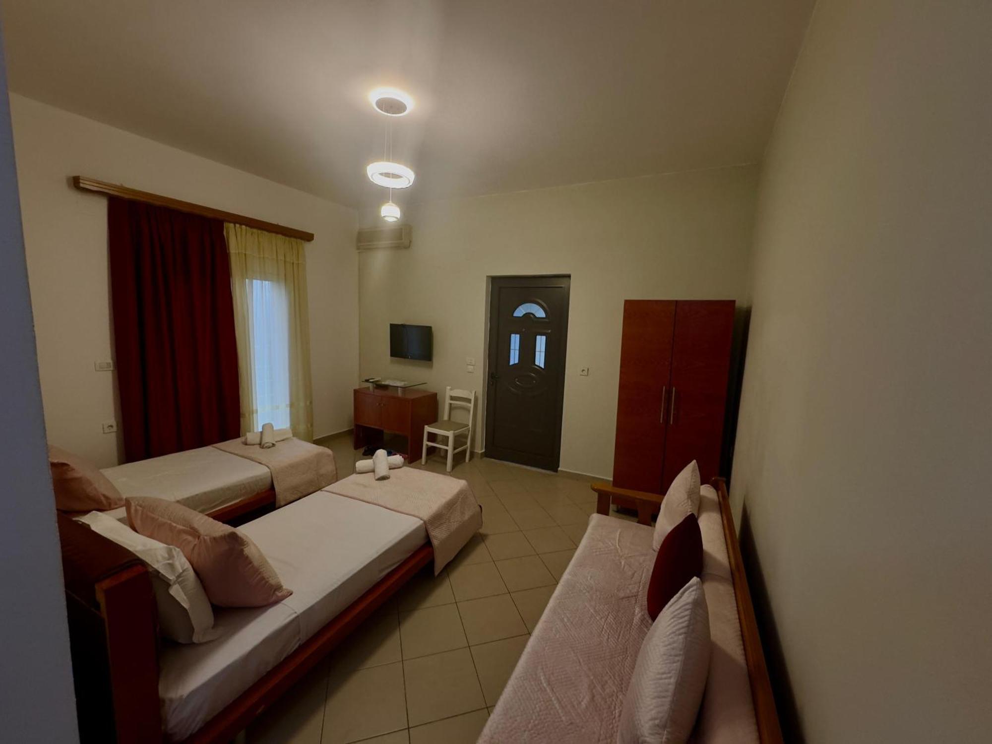 Draci Apartments ساراندا المظهر الخارجي الصورة